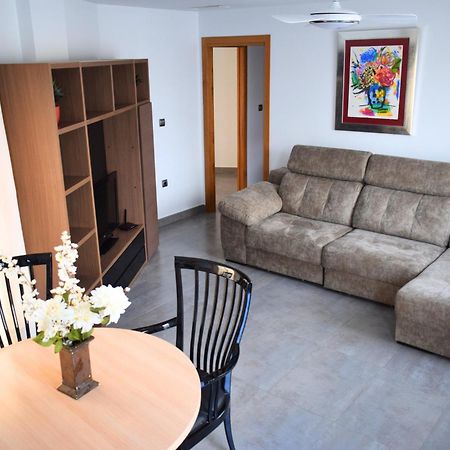 Alojamientos Yecla Centro By Casa De La Feria Del Mueble 耶克拉 外观 照片